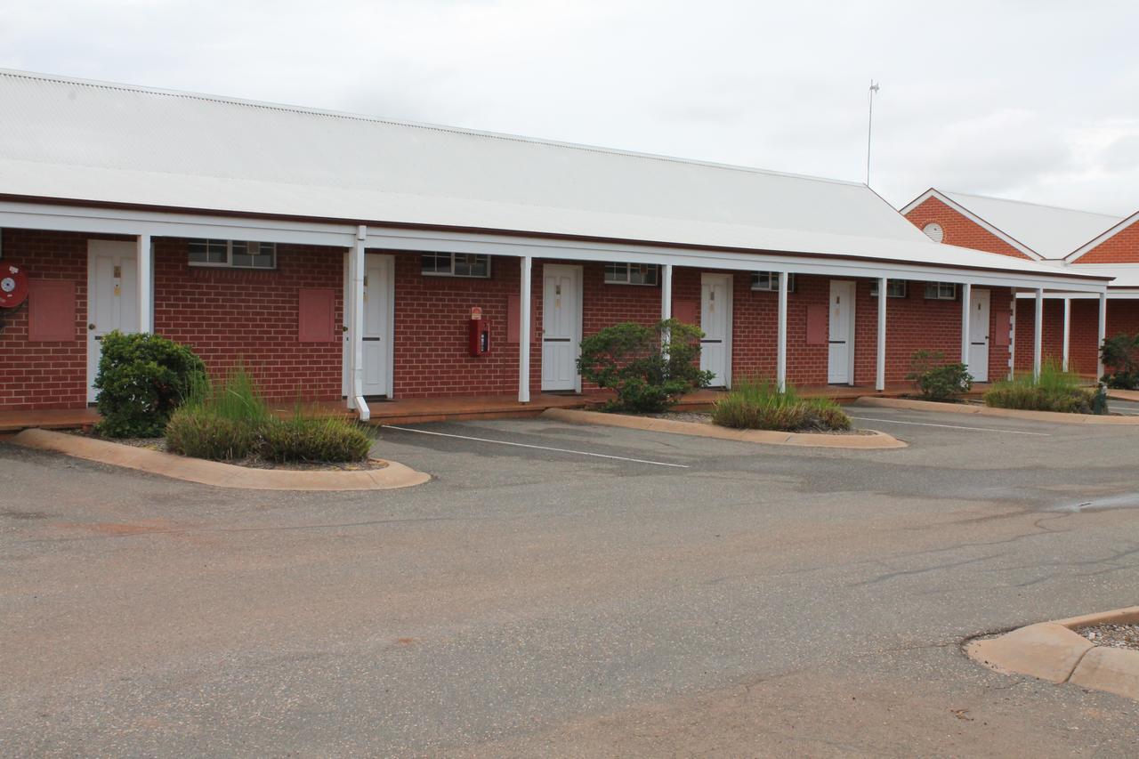 The Kidman Wayside Inn Griffith Eksteriør billede